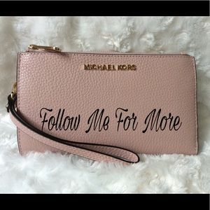 💎Michael Kors Jet Set Double Zip Wristlet